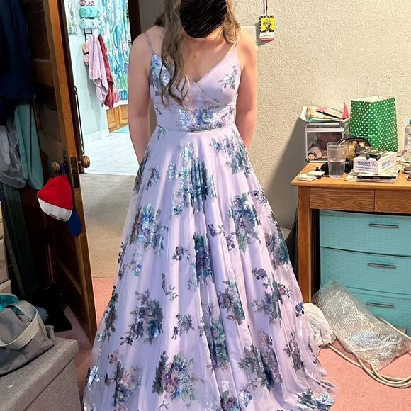 Prom dress size 7 purple iridescent - Picture 2 of 4